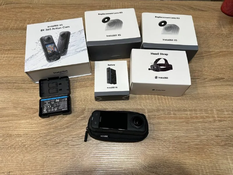 Камера Insta360 X5, сменные линзы, аккумуляторы, крепление на голову 1