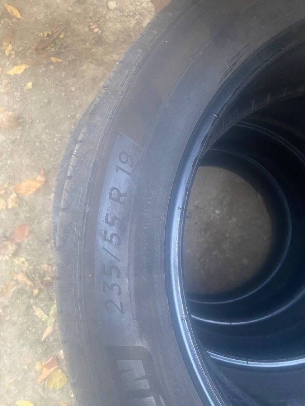 Комплект 4 покрышек Мишлен 235/55/19 5