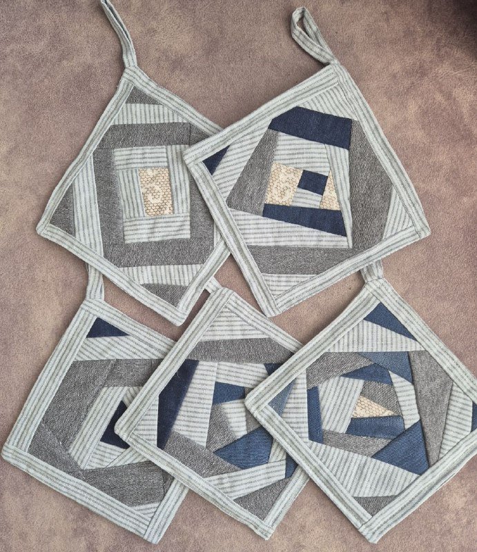 Броши, сумки, фартук, ремень, серьги, прихватки, часы, платье 9