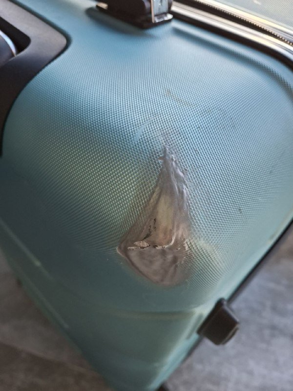 Чемоданы Freedom и It luggage размера М 9