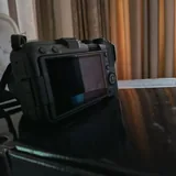 Canon R50V с двумя объективами и комплектом 3