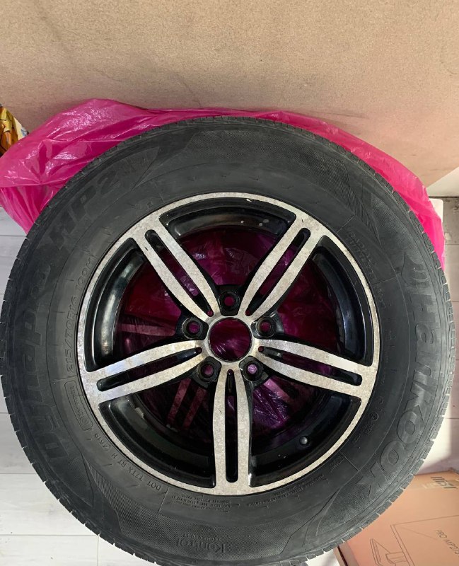 Шины и диски Hankook 215/70R16 100H 2019 года