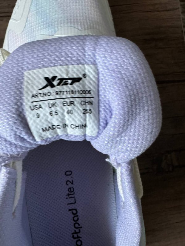 Кроссовки Xtep размер 40 белый с пастельными акцентами 5