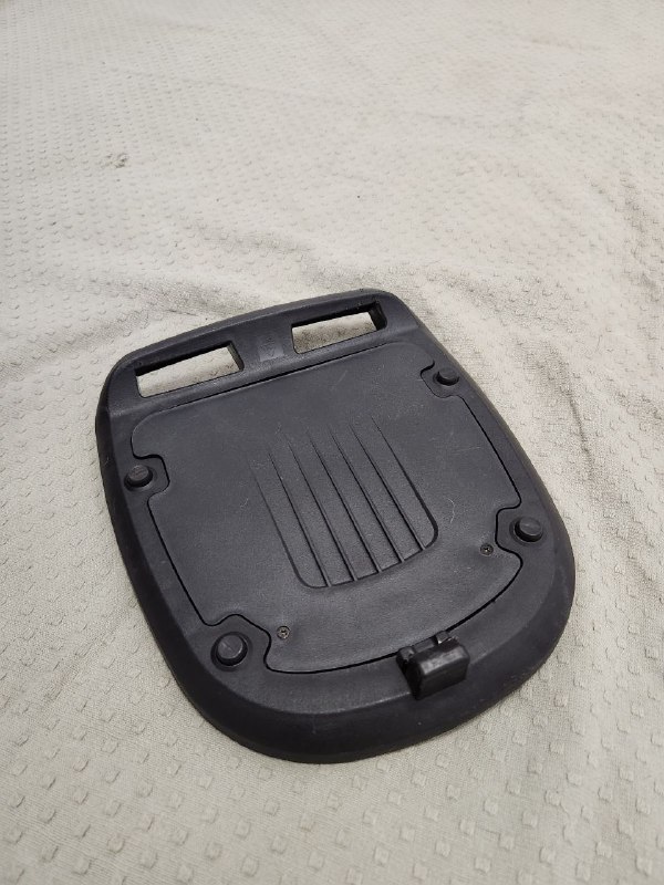 Задний кофр багажник для мотоцикла или скутера 6