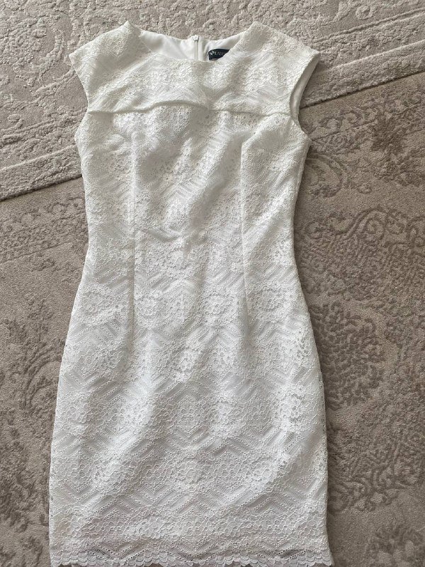 Белое кружевное платье, размер S