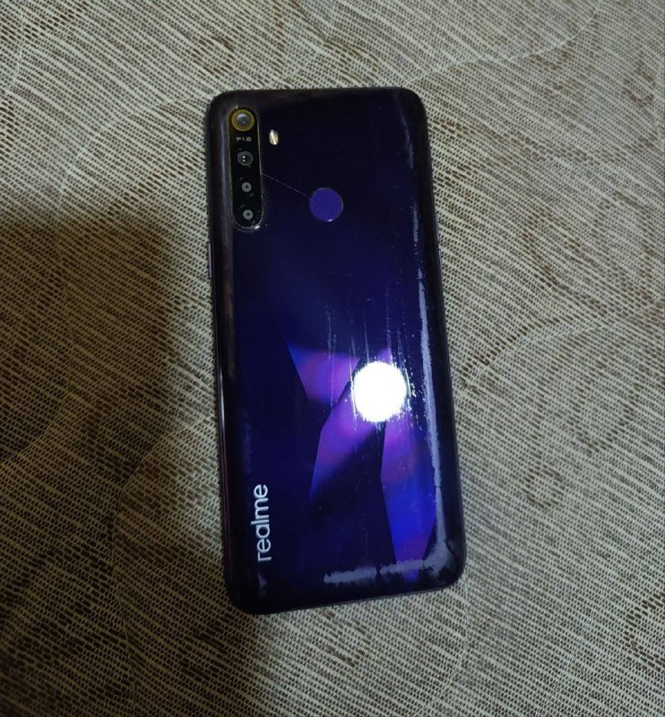 Телефон realme 2