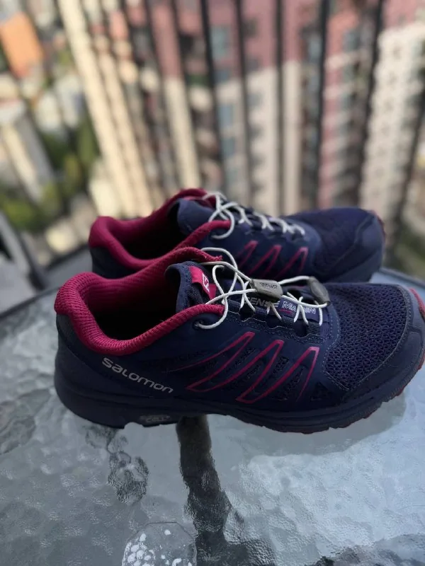 Женские кроссовки Salomon 1