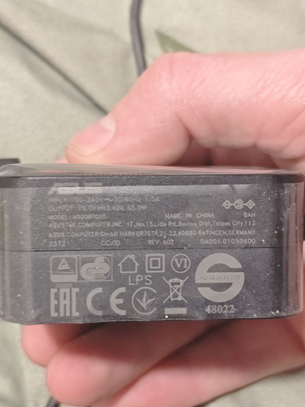 Ноутбук ASUS Vivobook Intel Core i5 с игровой периферией 3