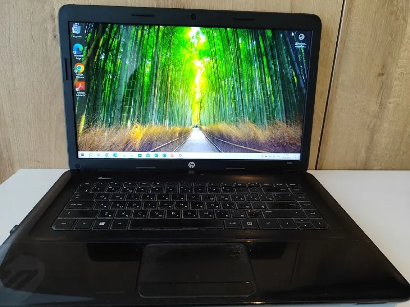 HP 2000 ноутбук