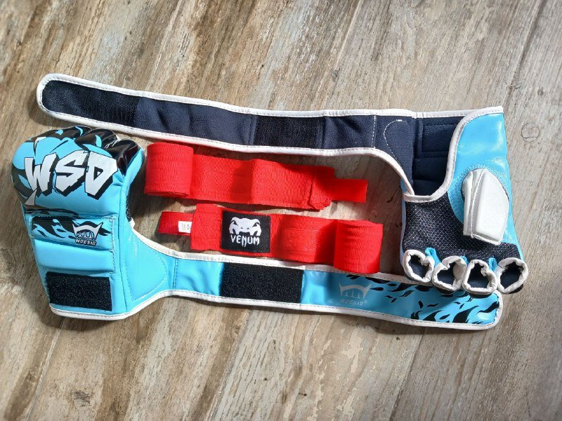 Боксерская груша 10 кг, 75 см, накладки, бинты 3