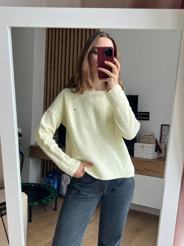 Джемпер Tommy Hilfiger нежно-желтый S-M хлопок