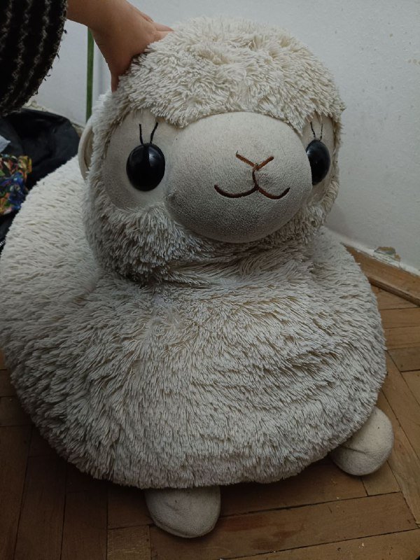 Большая мягкая игрушка альпака