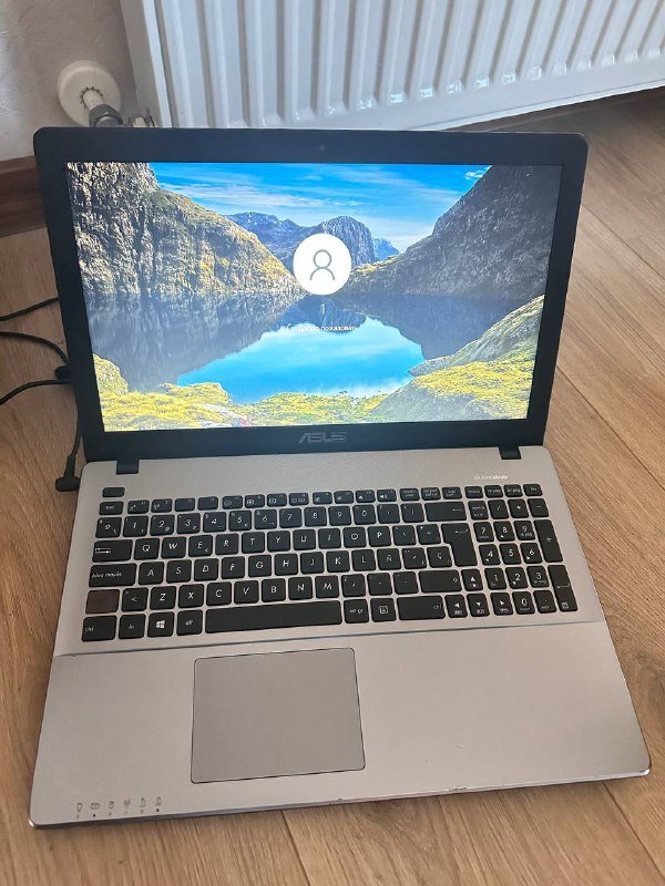 Ноутбук ASUS R510V