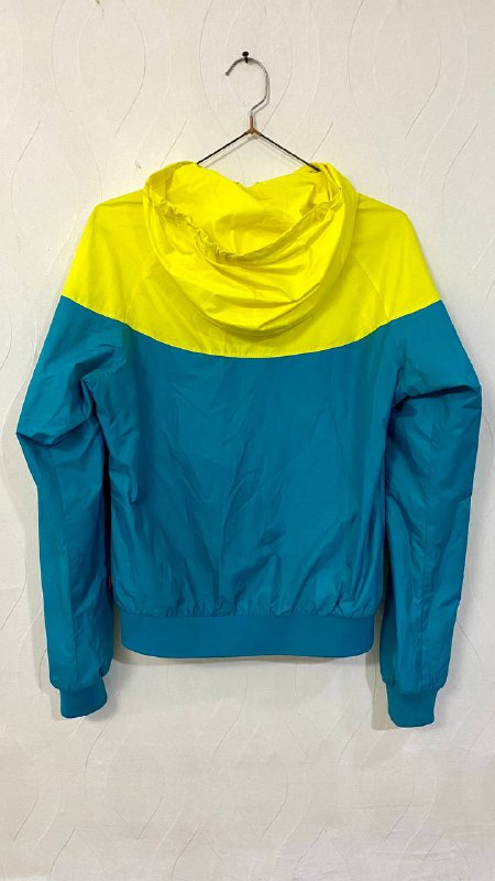 Олимпийка Nike оригинал с дыркой на рукаве размер S/M 2