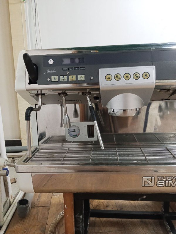 Профессиональная Итальянская кофемашина на 3 отделения 5