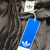 Пуховик Scotch Soda, юбка ASOS Adidas 3