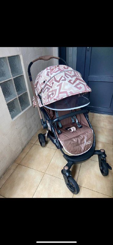 Коляска прогулочная