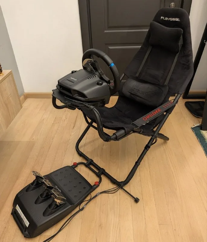 Руль Logitech G29 и кресло Playseat 1