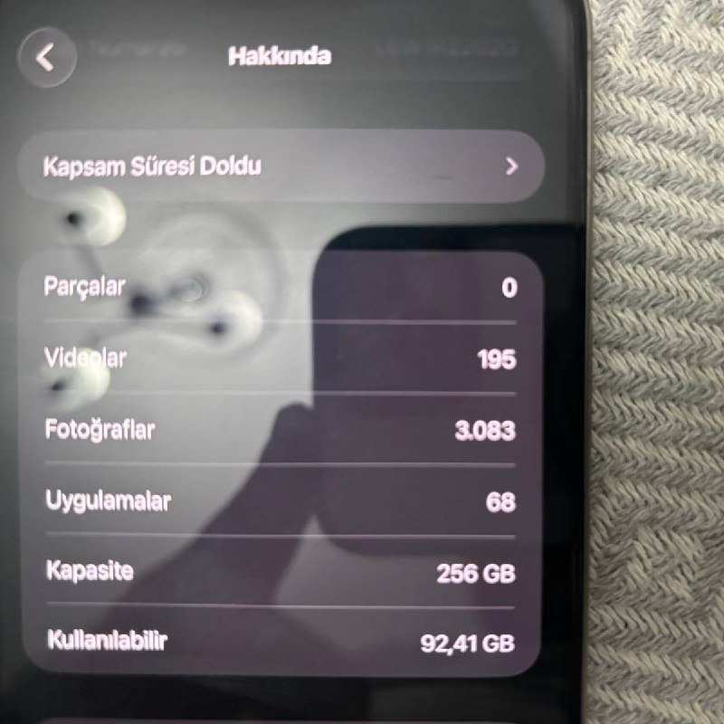 iPhone 15 Pro Max 256 GB 9