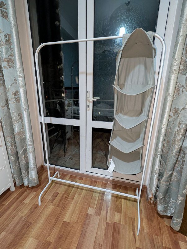 Комод, тумба, вешалка, зеркало, полка для обуви, шкаф, столы разные 6