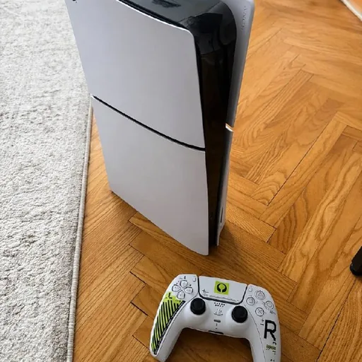 PlayStation 5 Slim Disc Edition, DualSense Controller