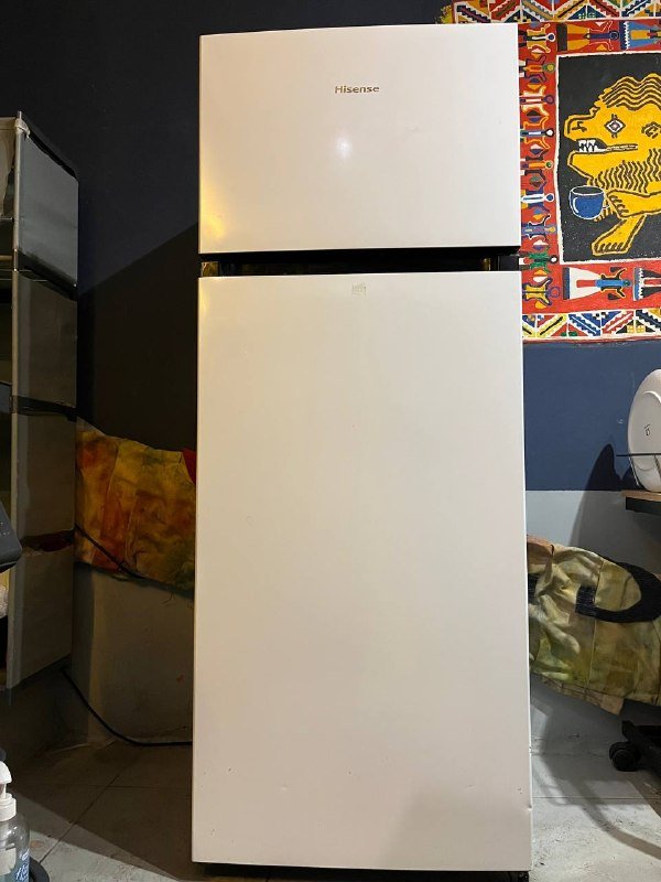 Холодильник Hisense