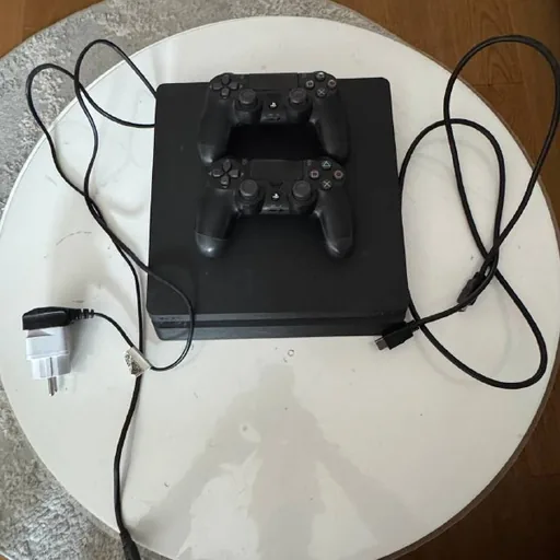 PlayStation 4, игры