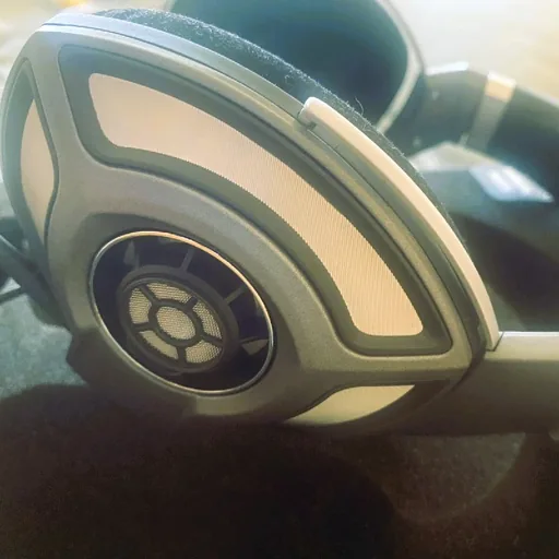 Sennheiser HD 700 наушники