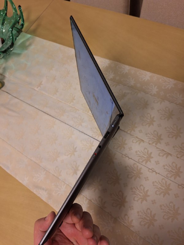 Продаётся ноутбук Lenovo Slim 7 Pro X 4