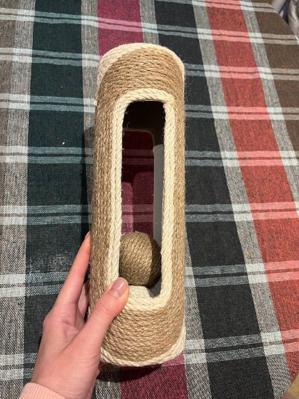 Игрушка-когтеточка с шариками