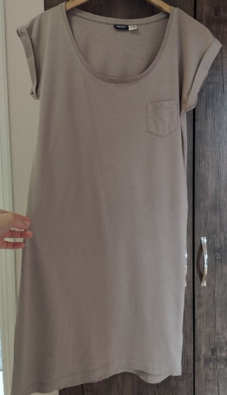 Clothes in perfect condition, sizes S-M 4