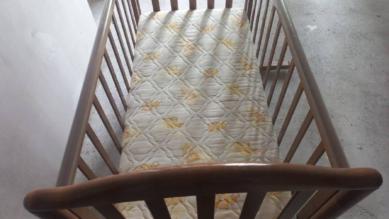 Кроватка детская с матрасом 4