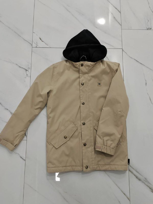 Сноубордическая куртка DC Shoes женская S