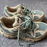 Кроссовки Asics 2