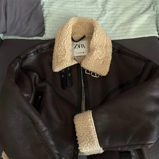 Куртки Zara, Stradivarius