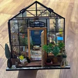 Light-up toy house 1