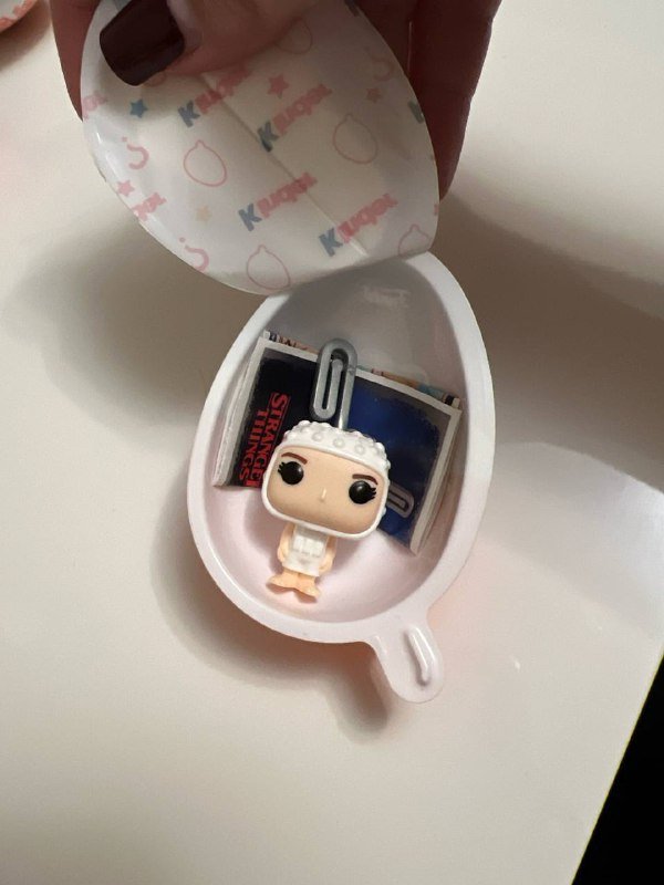 Фигурки Stranger Things Kinder Joy