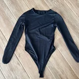 Свитера, худи, лосины, майки Zara, черный боди 5