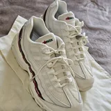 Nike Air Max 95 x Undefeated кроссовки 5