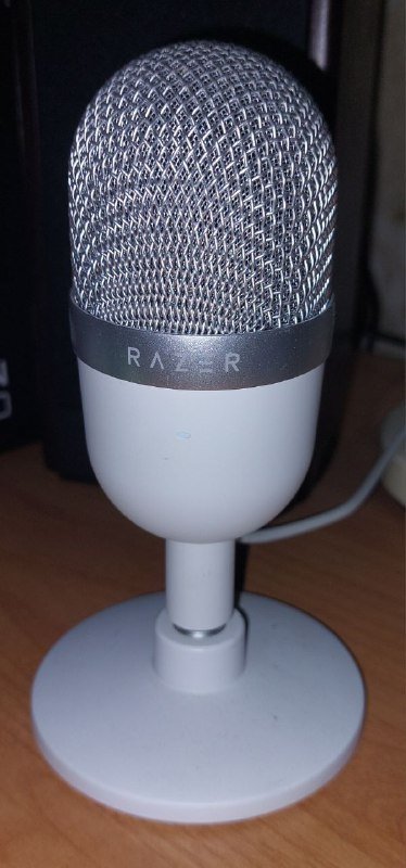 Микрофон Razer Seiren Mini