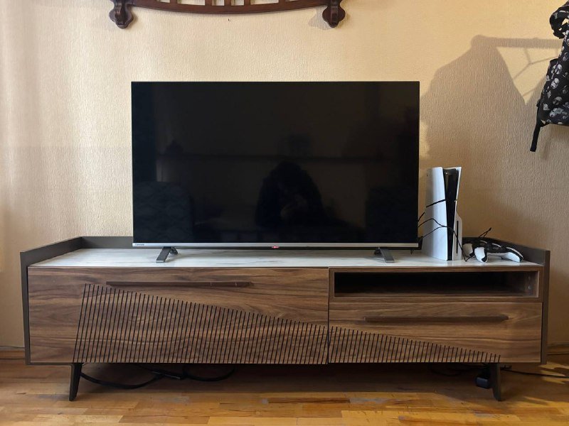 Стол для телевизора