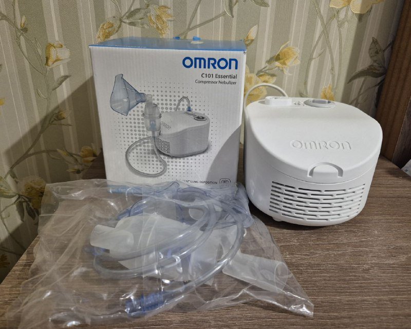 Ингалятор компрессионный Omron C101 Essential 1