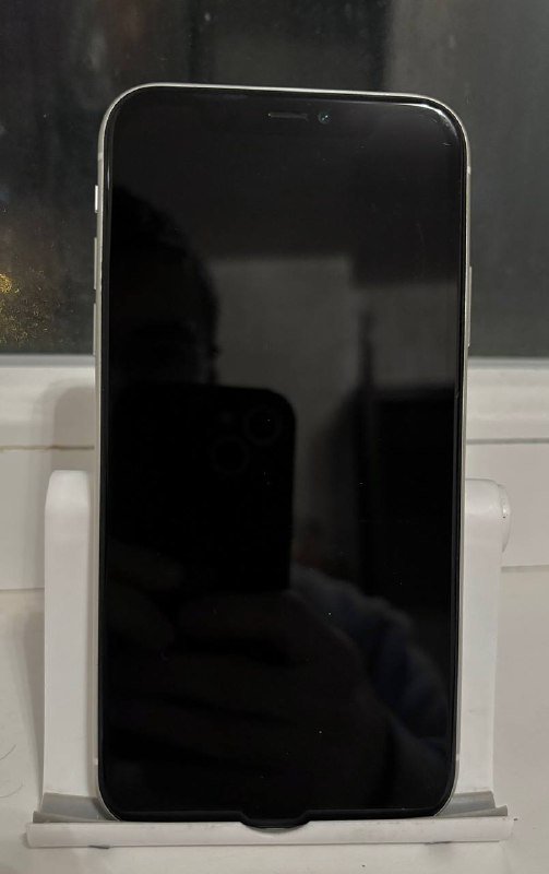 айфон 11 64 Гб 3