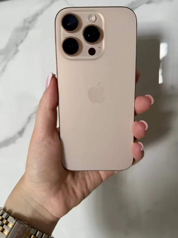 iPhone 16 Pro, 256 ГБ 1