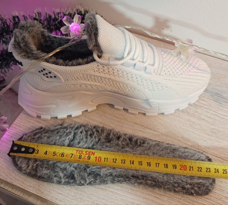 Утеплённые женские кроссовки размер 37 3