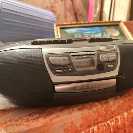 Магнитофон JVC
