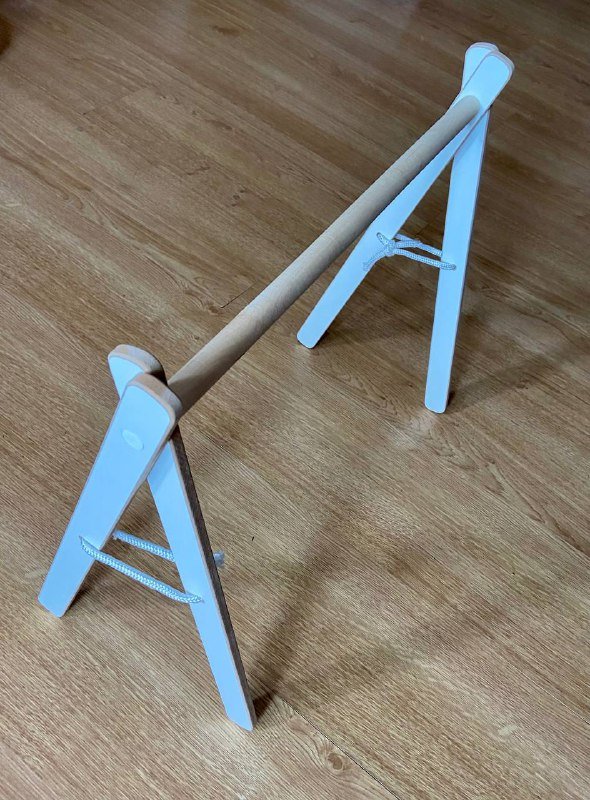 Деревянная стойка тренажер для мобилей Монтессори 5