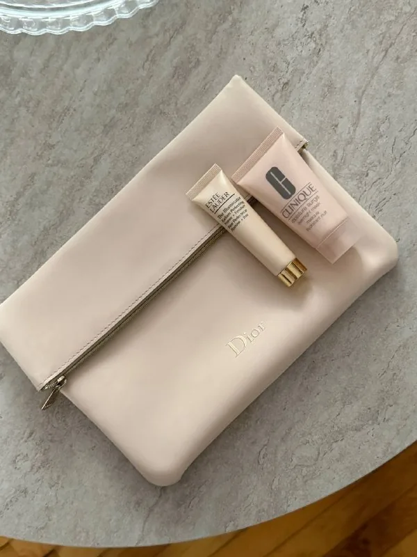 Косметичка Dior, сэмплы Clinique и Estee Lauder 1