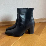 Zara-ს სვიტერი, Mango-ს ჩექმები 3