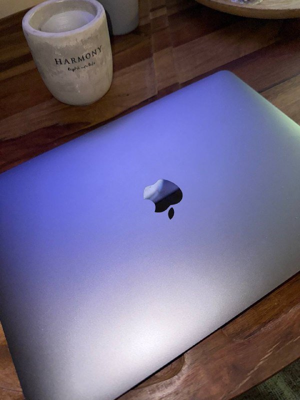 MacBook Air M1 8 GB 256 GB 3